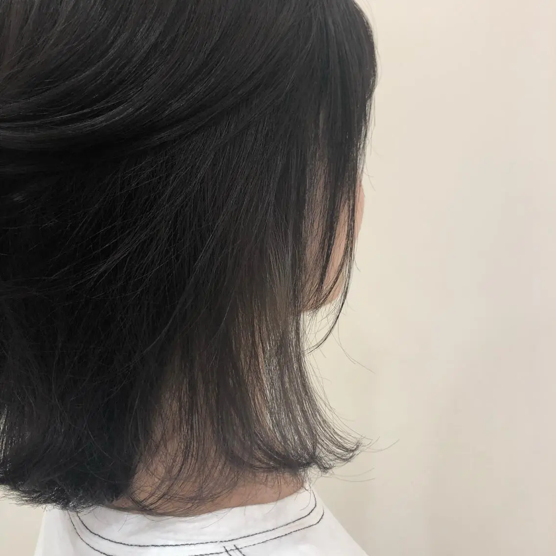 ミディアム カラー シルバー 【髪質改善】 梅田　聡のヘアスタイル