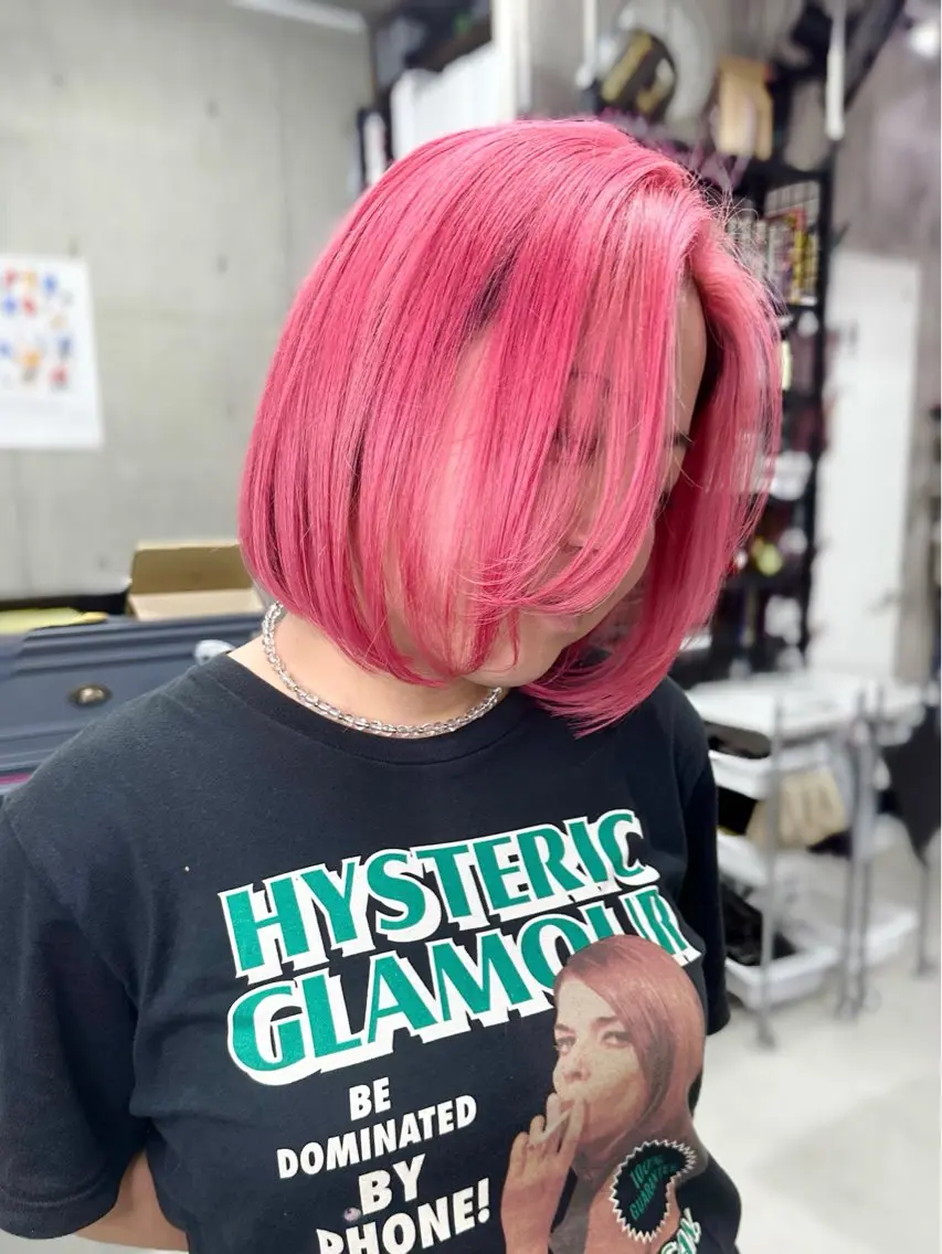 ショート カラー ショートボブ ピンクカラー ボブ ショートヘア カット ヘアカラー かずくん🦩名古屋 ハイトーン/レイヤーのヘアスタイル