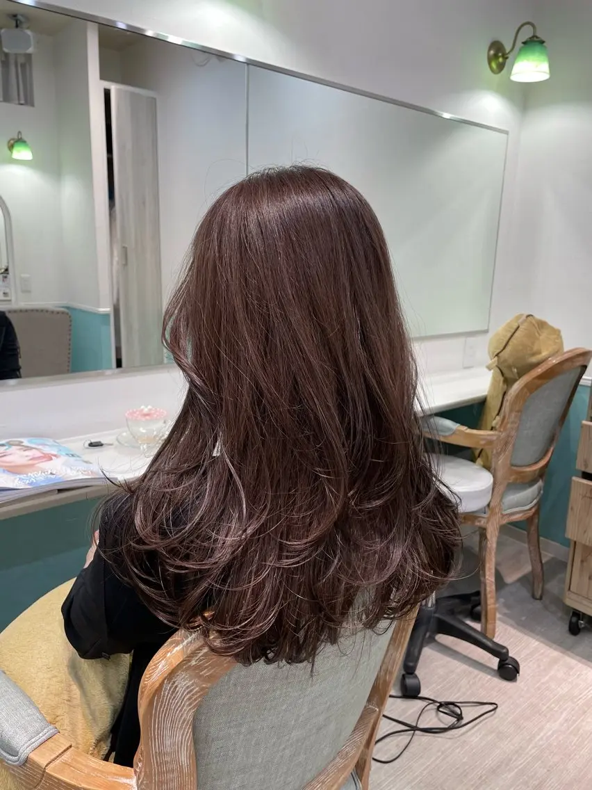 ロング レイヤーカット ローレイヤー ネモトメイナ🌿 今月末で退職しますのヘアスタイル