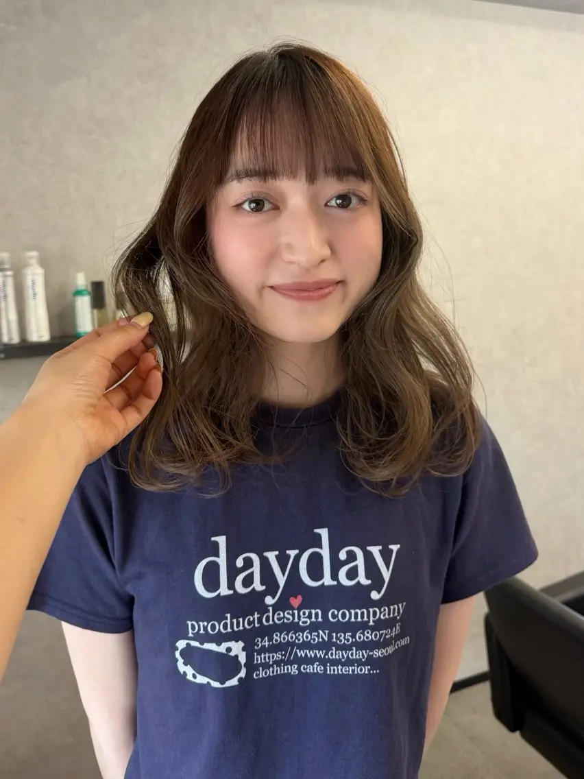 セミロング カラー 顔周りカット カット ヘアカラー アヤカ （AYAKA）のヘアスタイル