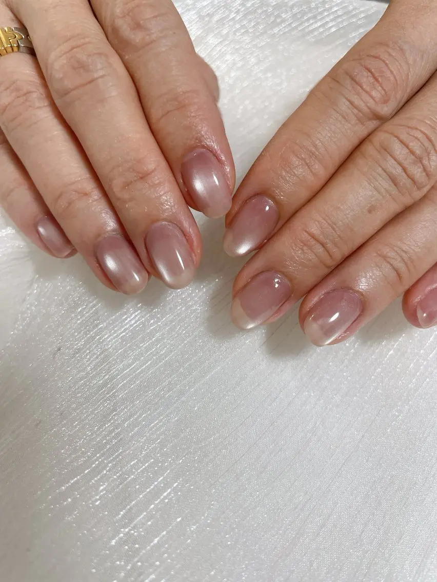 ネイル オーロラネイル フットネイル フレンチネイル ジェルネイル マグネットネイル ハンドネイル mogunail &blowのネイルデザイン