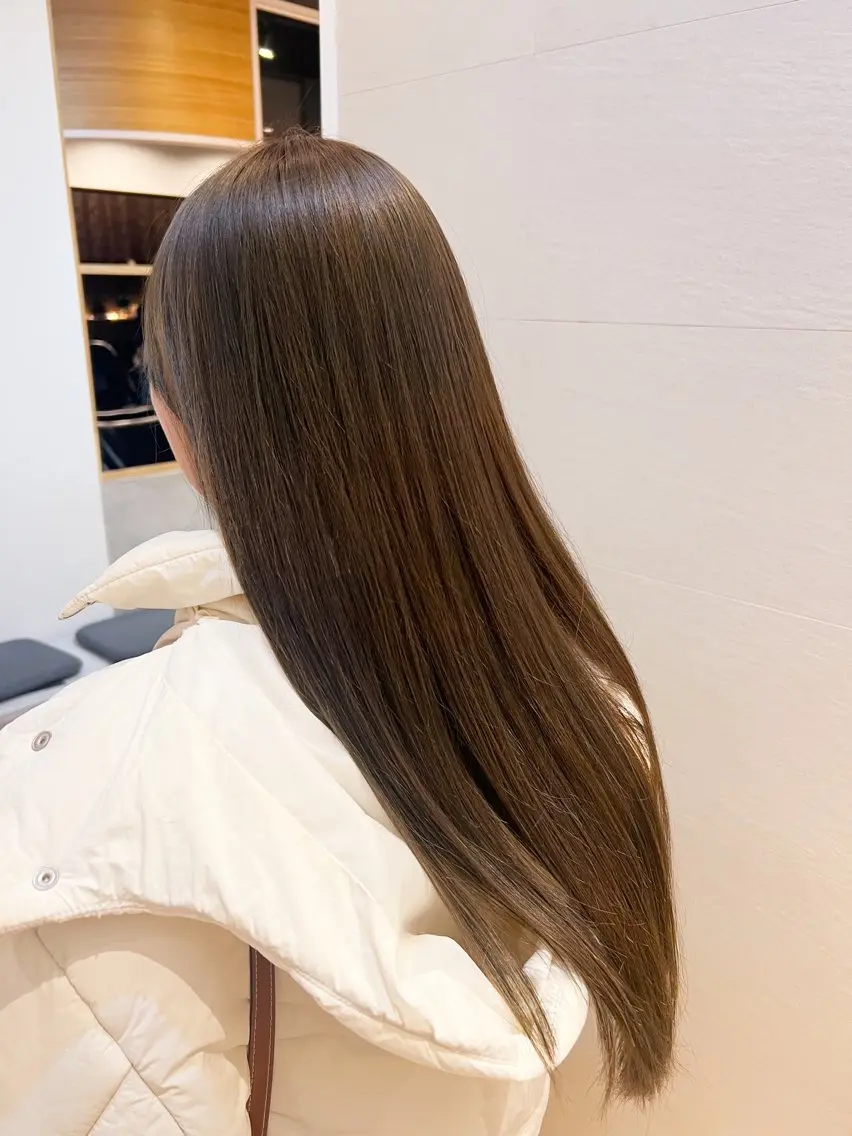 ロング カラー ベージュカラー 透明感カラー オリーブベージュ トリートメント ヘアカラー トリートメント 艶カラー/透明感 /ヒグチアオイのヘアスタイル