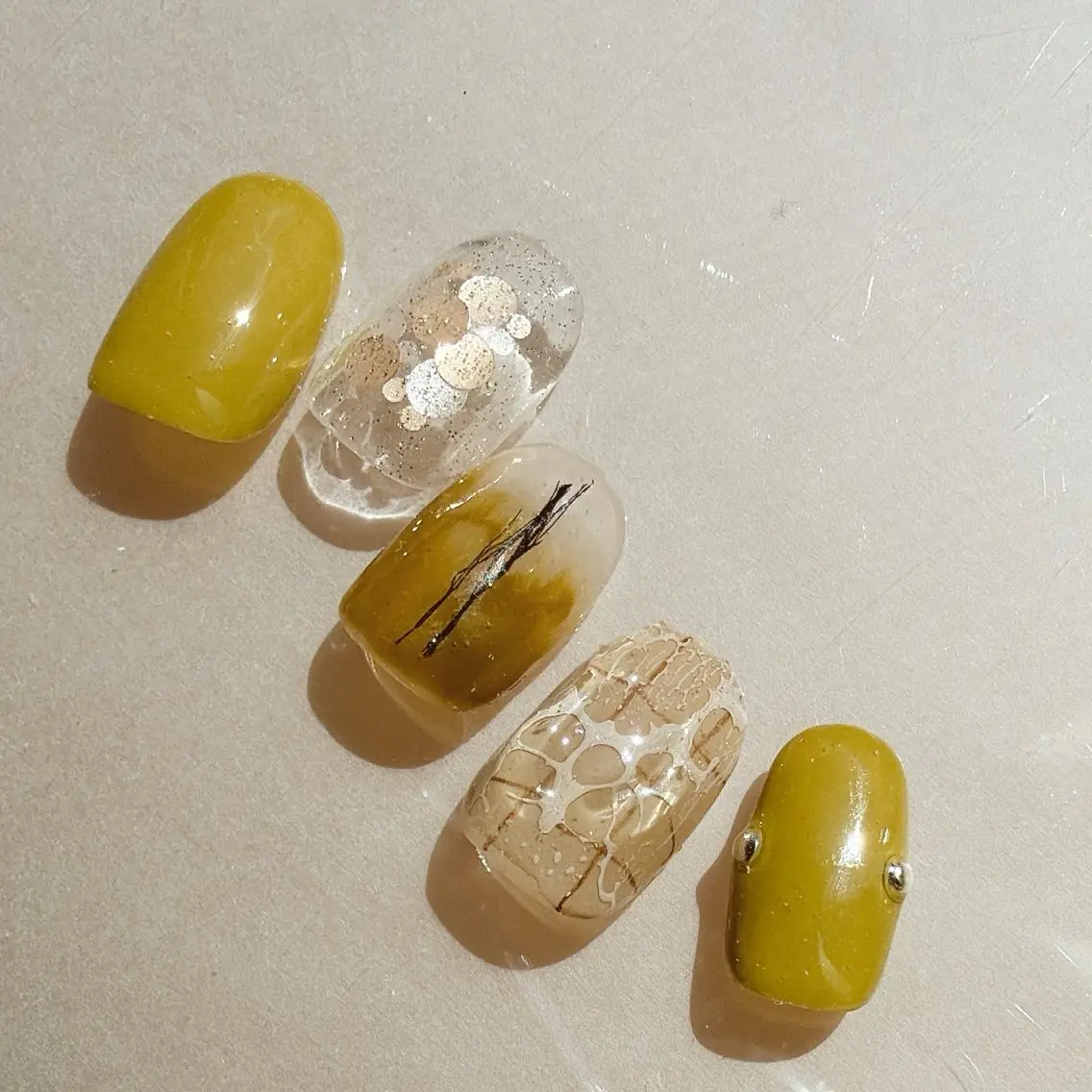 ネイル ハンドネイル A85G ayakoのネイルデザイン
