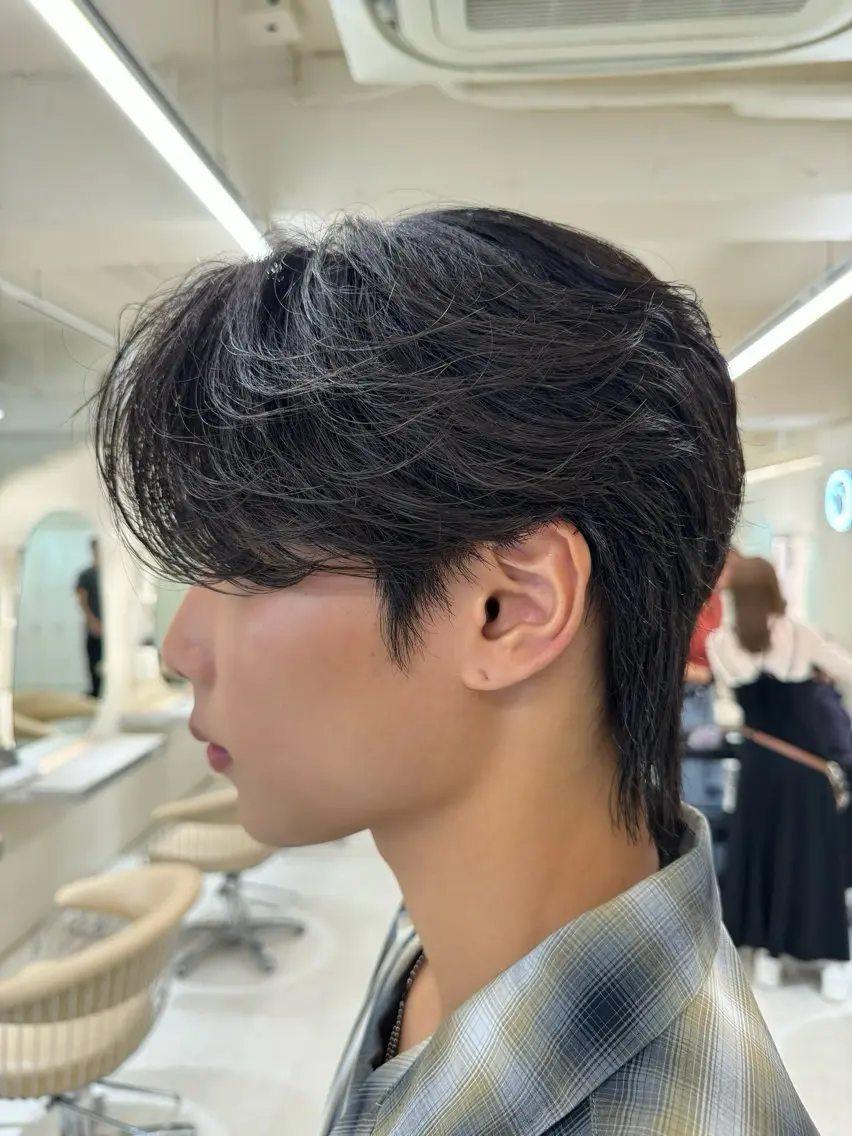 ショート パーマ メンズ センターパート メンズパーマ ニュアンスパーマ 横浜/レイヤー/ カネコのヘアスタイル