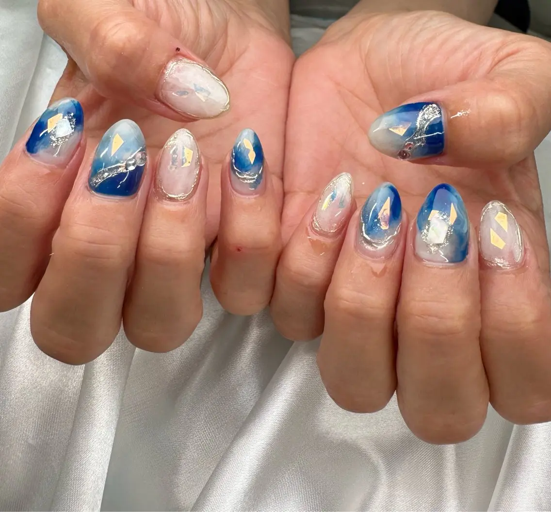 ネイル ブルー ニュアンスネイル ハンドネイル ameria meguのネイルデザイン