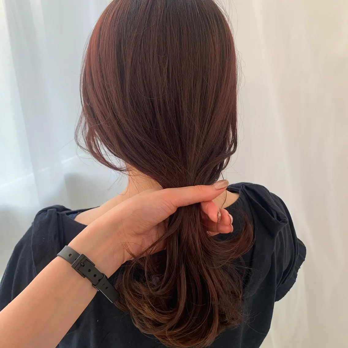 ロング カラー ブラウンカラー ローズカラー ローズブラウン 梅本 有希のヘアスタイル