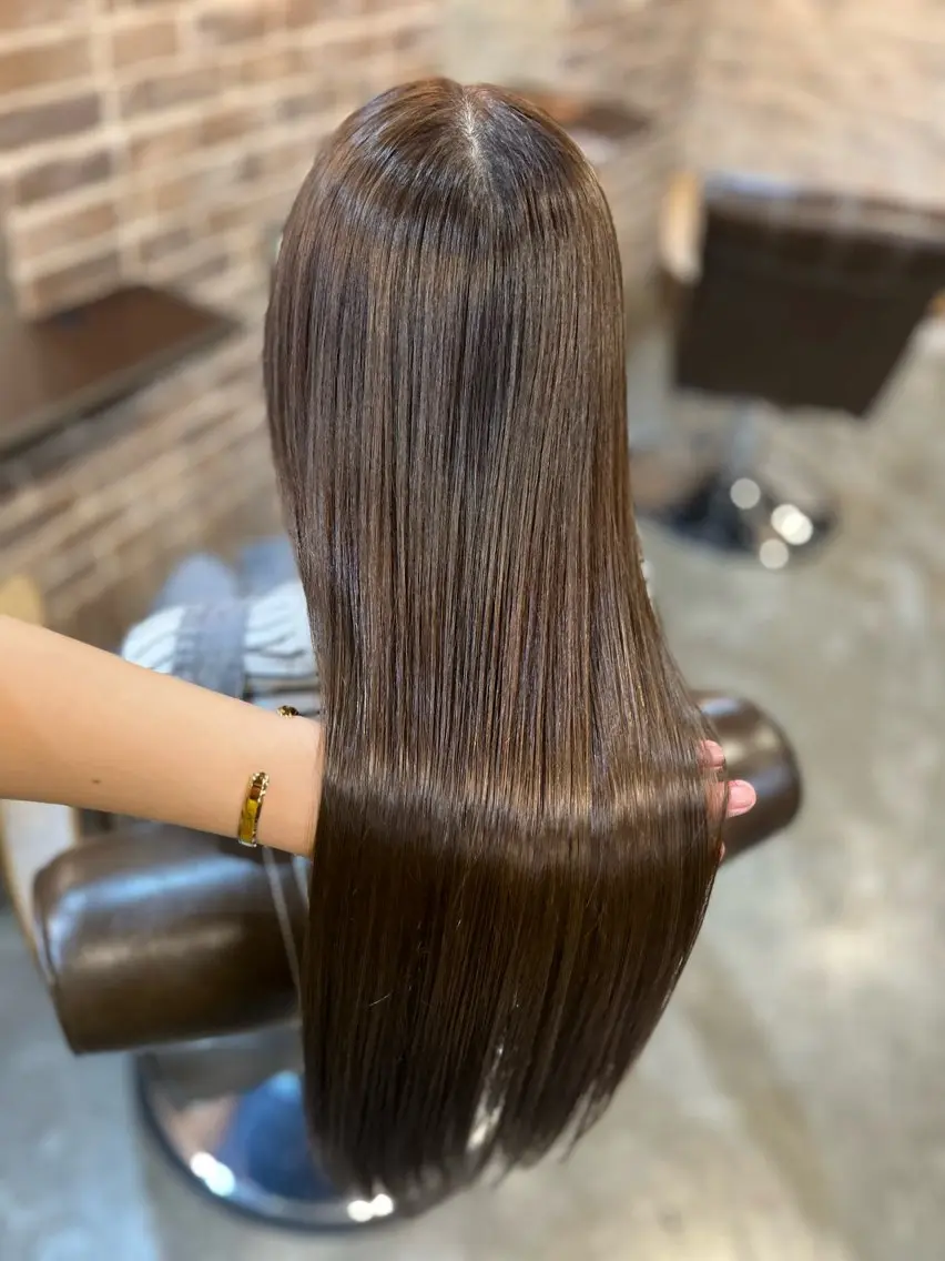 【学割U24、ご新規様限定】似合わせカット✂️、高発色カラー✨、ベースTR🧖🏻♀️👣の写真