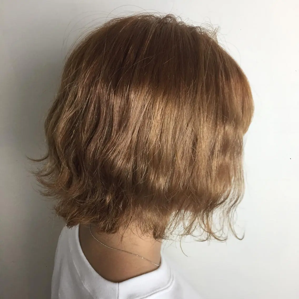 ショート カラー パーマ ヘアアレンジ 川上 智汐のヘアスタイル
