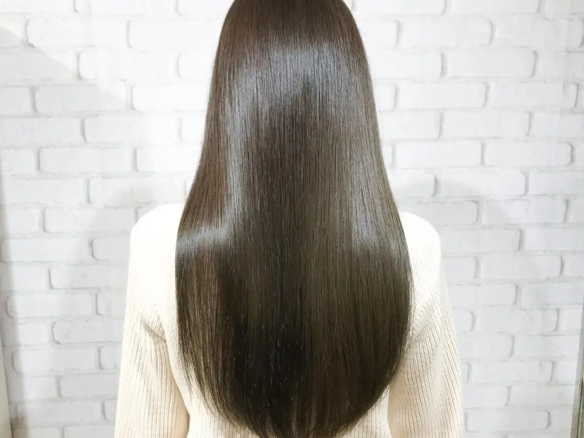 ロング カラー グレージュ ネイビーカラー エクステ(レミー毛) NINEのヘアスタイル