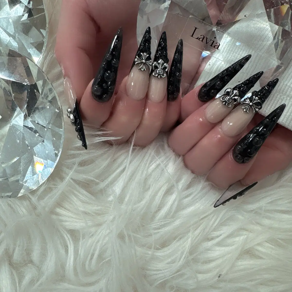 ネイル lavia🖤 ayumiのネイルデザイン