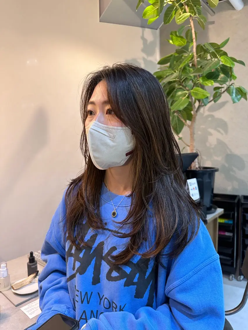 ロング カラー Shiro RENのヘアスタイル