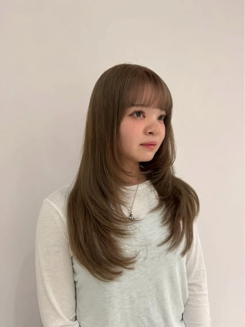 ロング ヘアカラー 澤石 陸舞のヘアスタイル