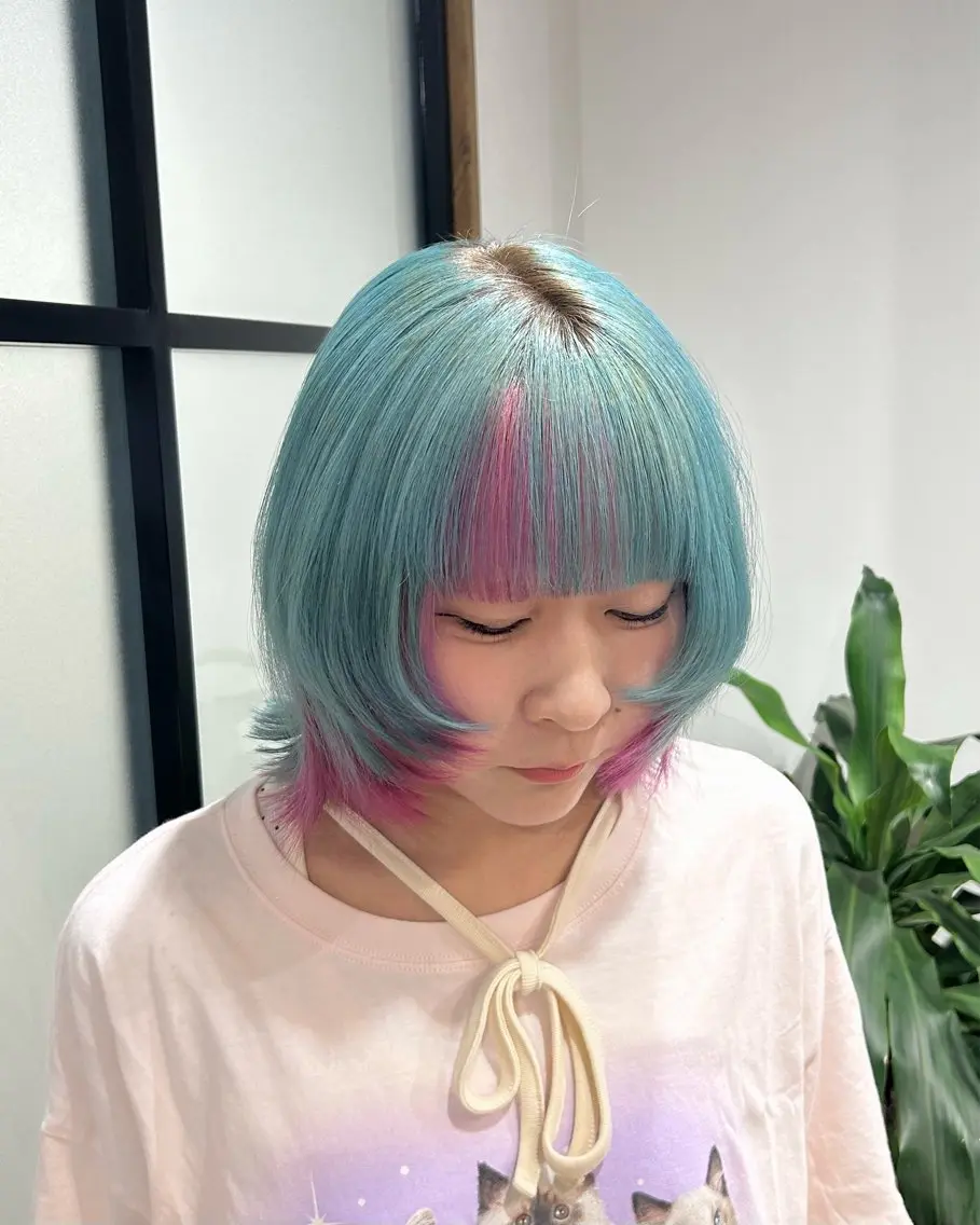 ミディアム カラー やなぎさわ はるなのヘアスタイル