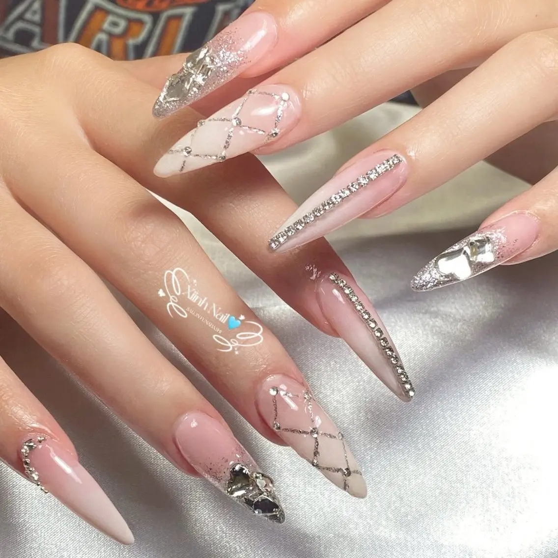 ネイル チークネイル 桜ネイル 長さ出し フットネイル ジェルネイル ハンドネイル XIINH NAIL SALONのネイルデザイン
