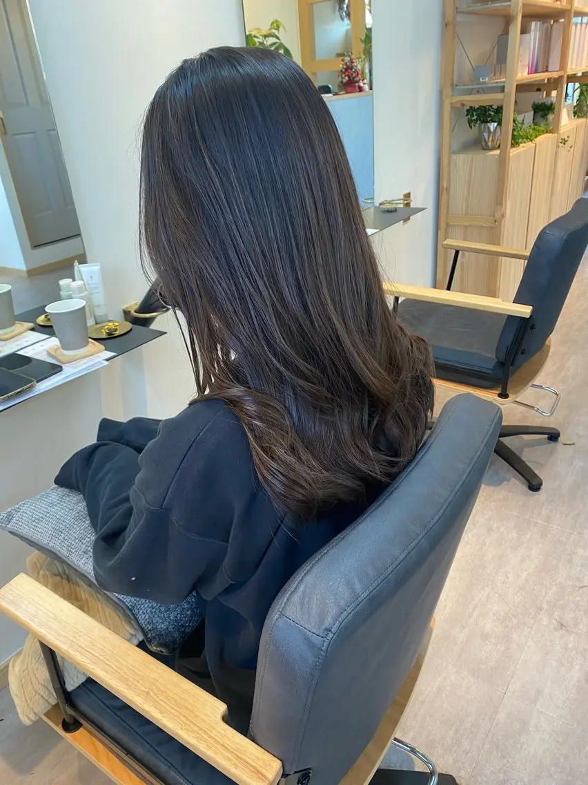 ミディアム カット ヘアカラー トリートメント 内野 友貴のヘアスタイル