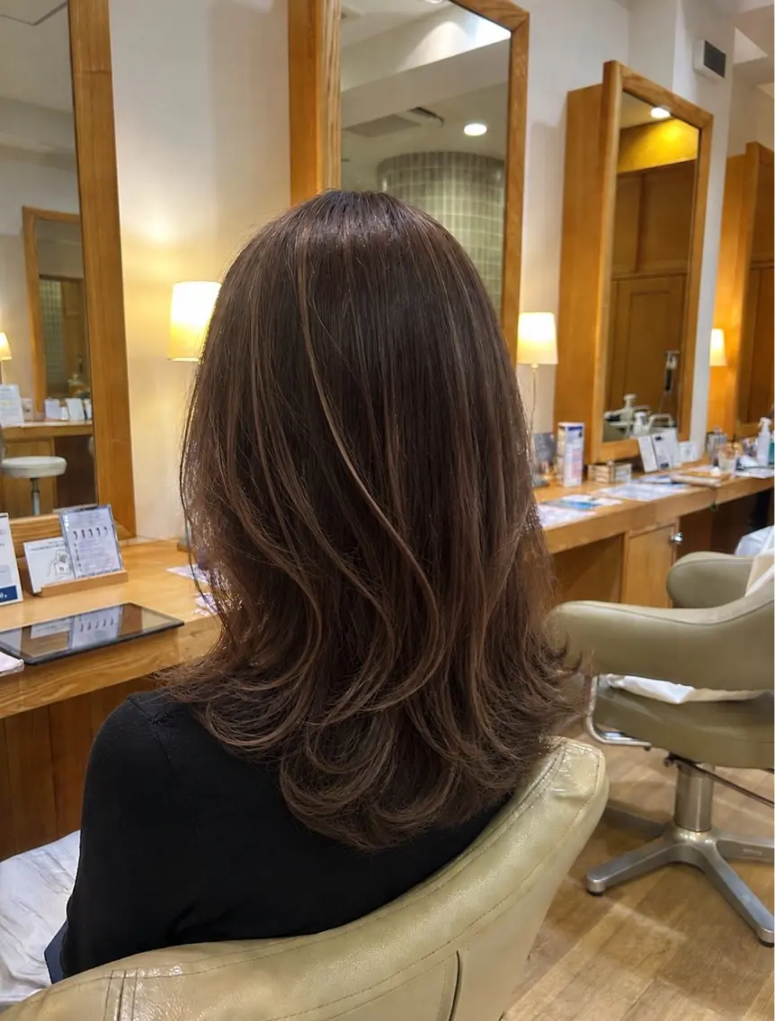 ロング 内田 めいのヘアスタイル