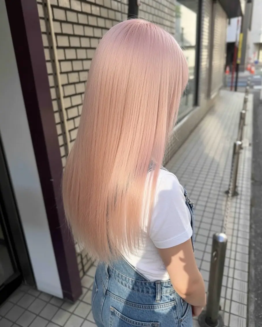 ロング カラー ヘアアレンジ ベージュカラー ハイトーンカラー ピンクカラー ピンクベージュ 髪質改善 ヘアカラー ハイトーン特化🤍 浦住のヘアスタイル