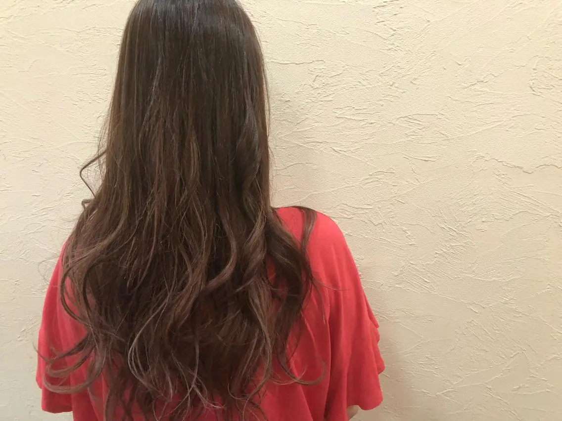 ロング カラー カット ヘアカラー トリートメント 美髪・透明感カラー 西川仁弥のヘアスタイル