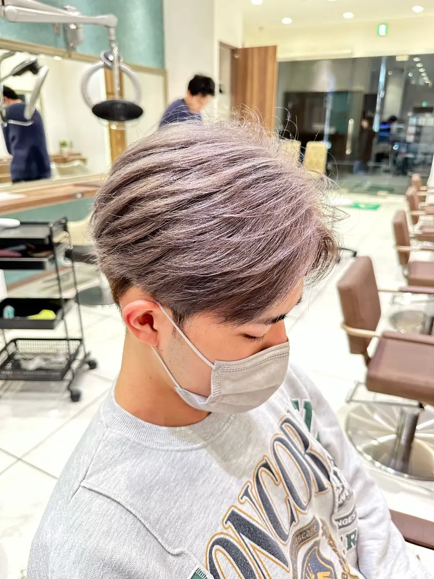 カラー メンズ メンズブリーチ ブリーチ シルバー カット ヘアカラー メンズカット/カラー 💠進藤龍之介のヘアスタイル