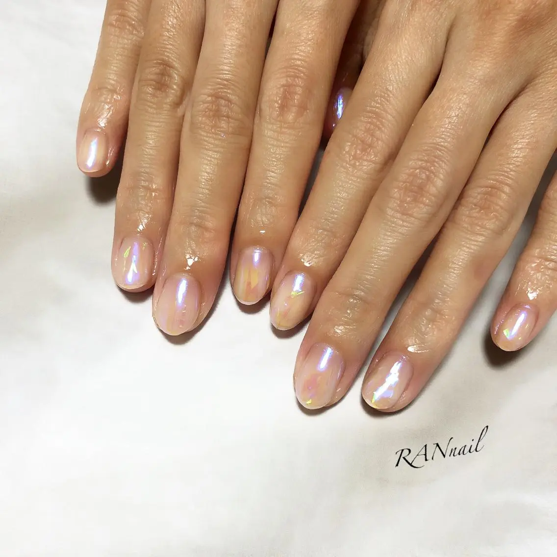 ネイル オーロラネイル フットネイル 氷ネイル・うるうるネイル ラメ(グリッター) オフィスネイル RAN nailのネイルデザイン