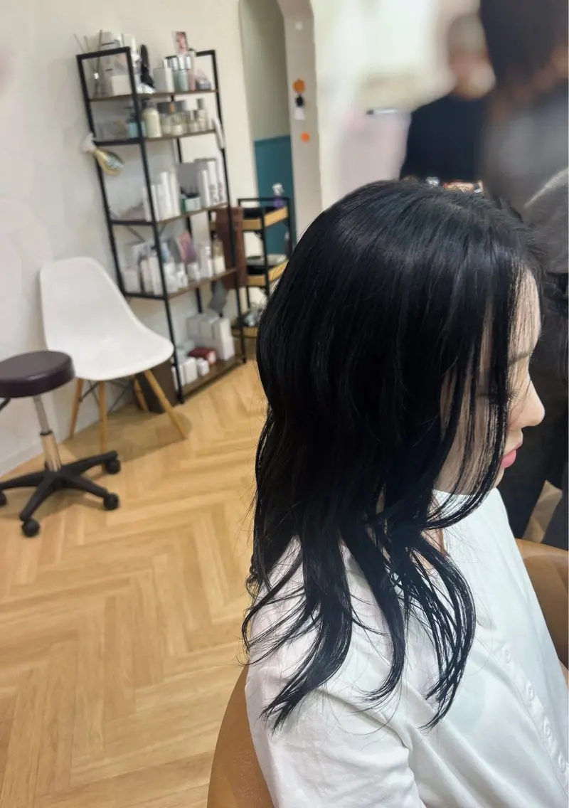 ロング ヘアカラー 河野 穂香のヘアスタイル