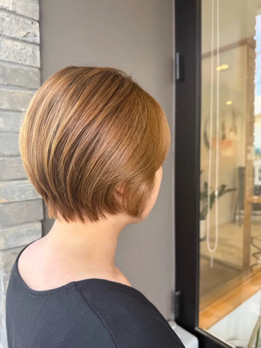 ショート ヘアアレンジ ショートボブ ボブ ショートヘア Hair salon FIKKAのヘアスタイル