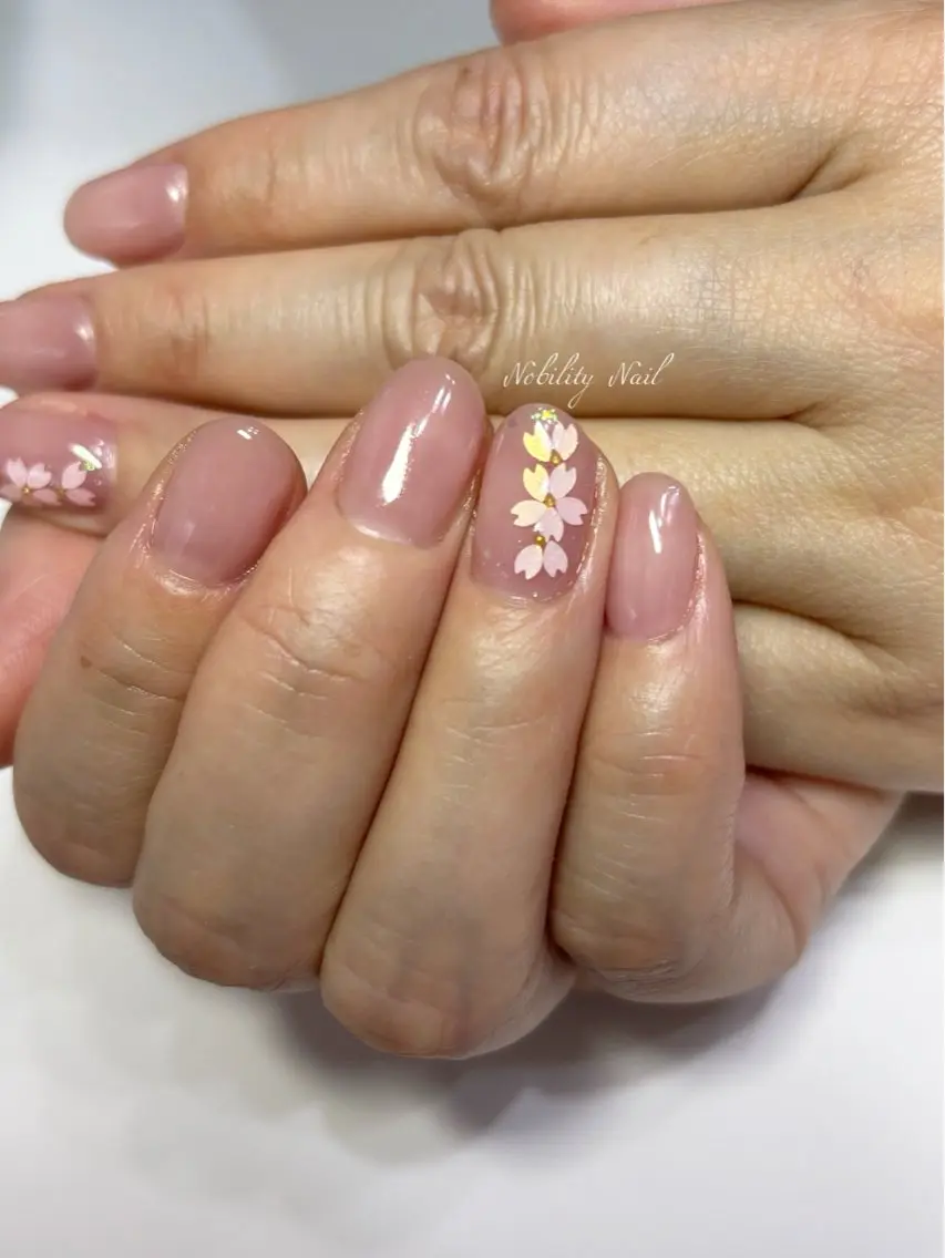 ネイル 桜ネイル 入学式 卒業式 春ネイル 風口 麻由子のネイルデザイン