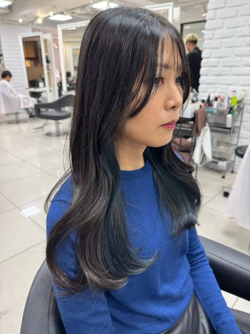 ロング カラー ブリーチ ブルーカラー イルミナカラー ヘアカラー トリートメント 【髪質改善】 kasumi🌷🌷のヘアスタイル