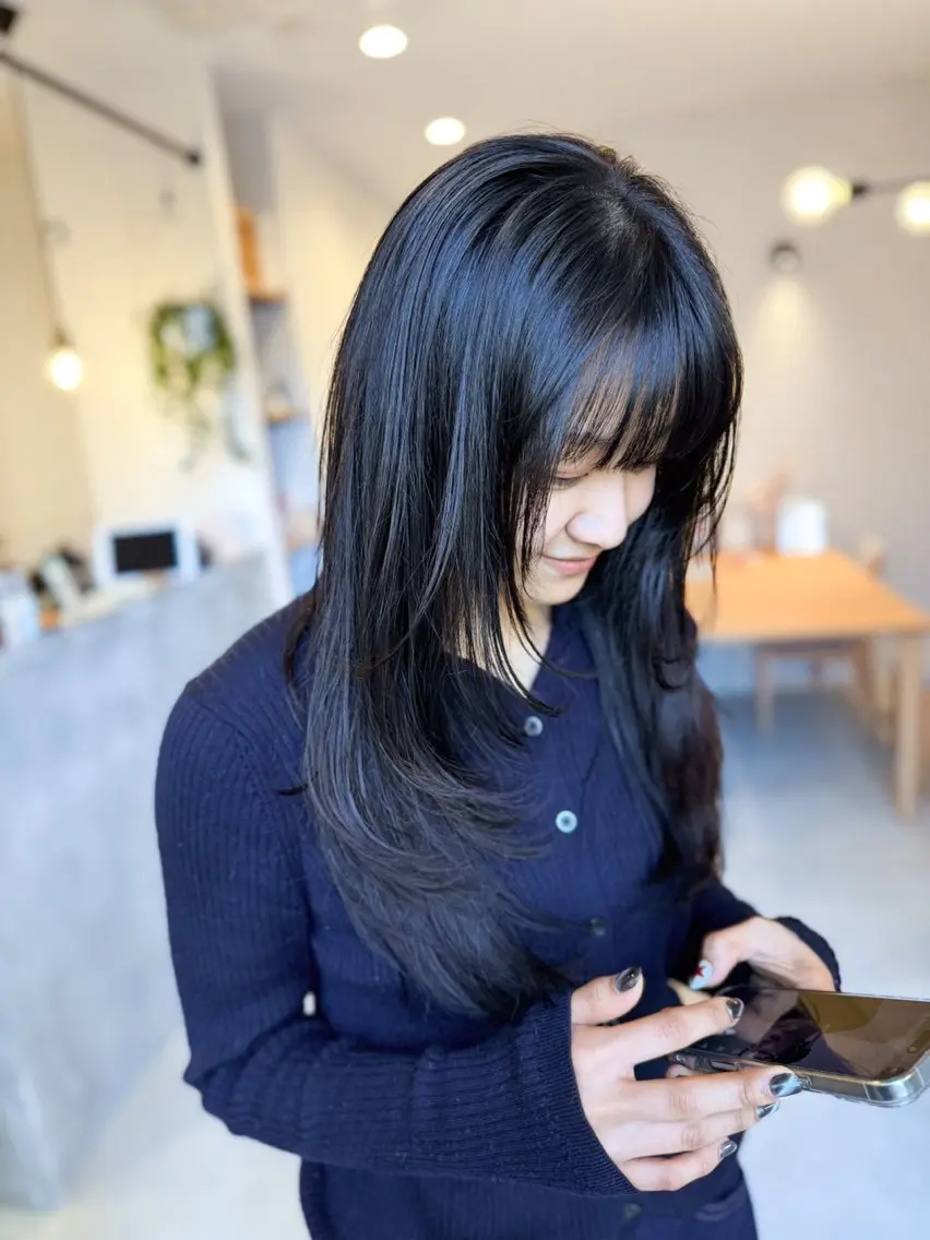 ロング ロングレイヤー レイヤーカット ロング カット サイトウ ヒトミ 【メイヘア】のヘアスタイル