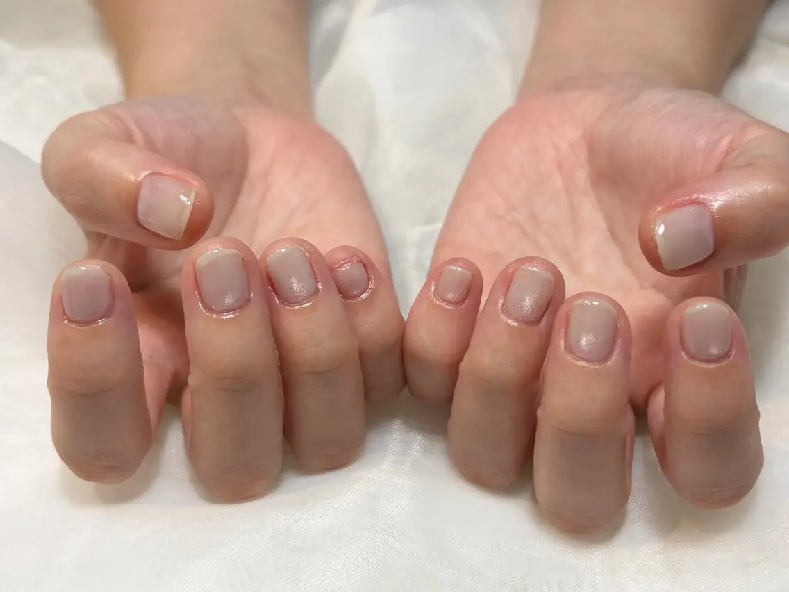ネイル ジェルネイル マグネットネイル マグネットワンカラー ワンカラーネイル ホワイト Ouna NAIL haruのネイルデザイン