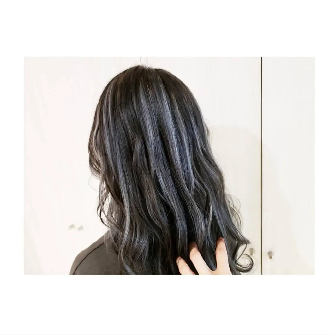 セミロング カラー メッシュ ヘアカラー エクステ Luana 矢場町のヘアスタイル