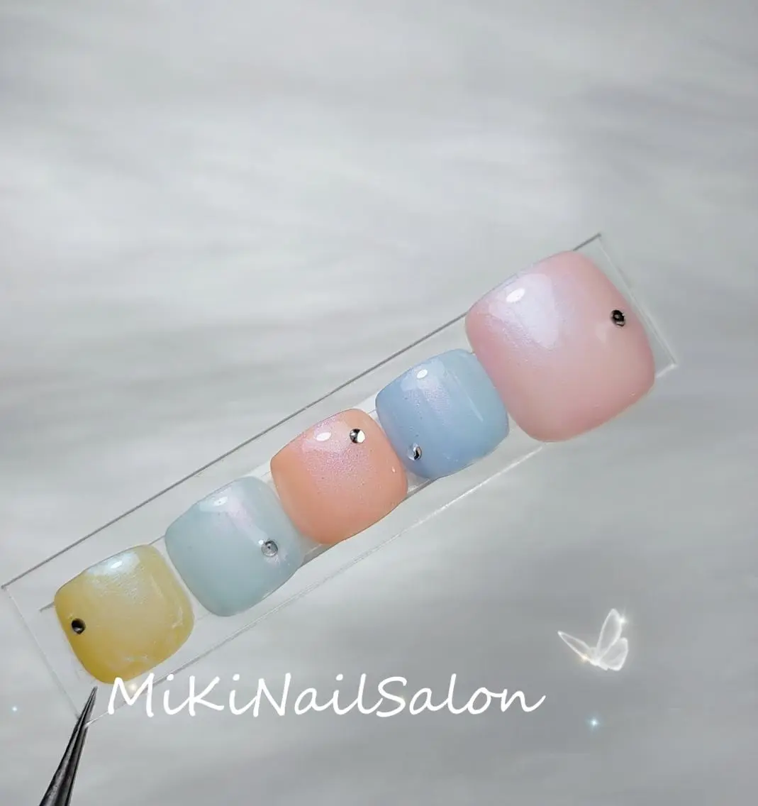 ネイル フットネイル フットネイル ★未希★ ミキネイルサロン池袋のネイルデザイン