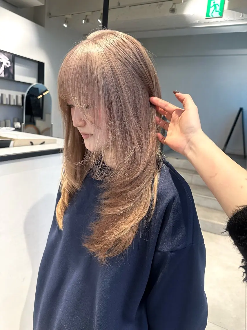 ロング カット ヘアカラー 韓国レイヤー特化 ／ミクのヘアスタイル