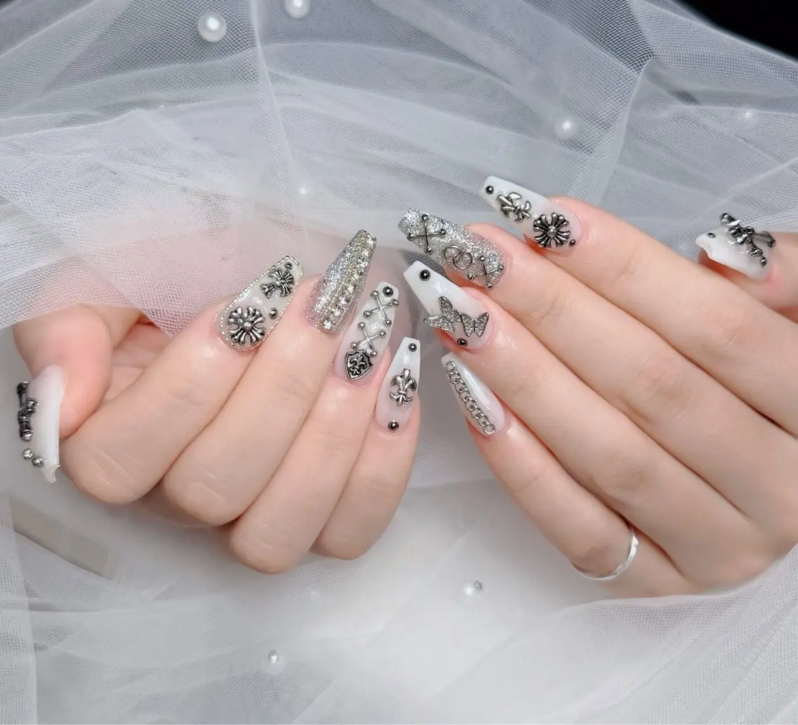 ネイル アートネイル フレンチネイル ジェルネイル 韓国ネイル マグネットネイル ハンドネイル Lenie Nail Okuboのネイルデザイン