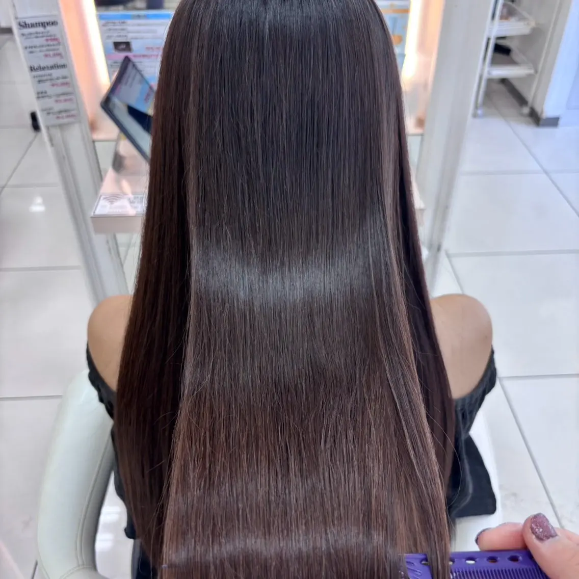 ロング 縮毛矯正 菅原 愛佳のヘアスタイル