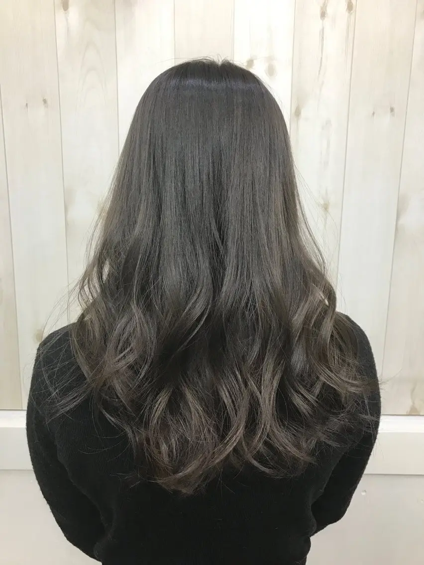 ロング カラー 🌱透明感カラー☘️ TOYO🌱のヘアスタイル