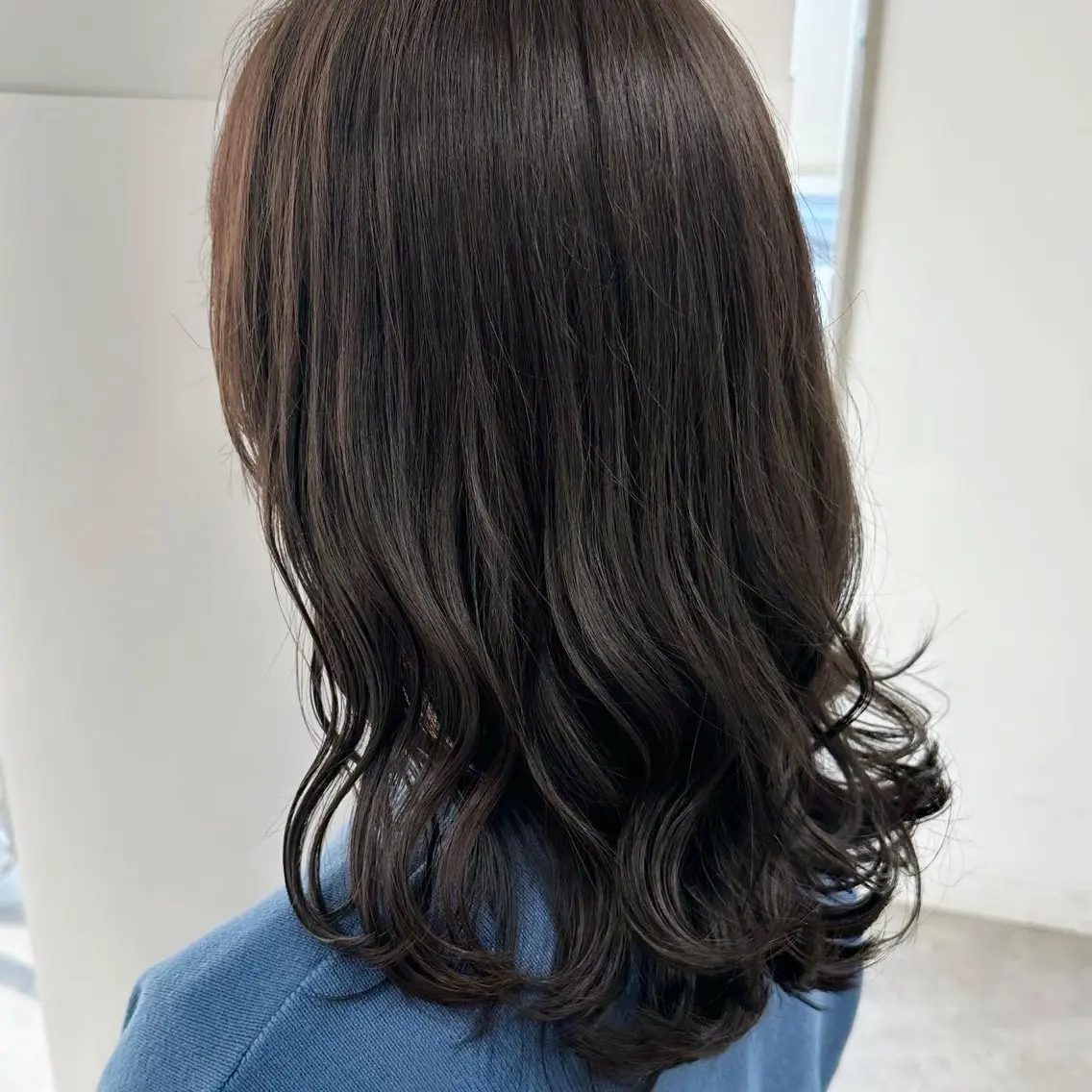 ミディアム カラー ショコラグレージュ グレージュ ヘアカラー 透明感カラー/ レイヤー　YUKAのヘアスタイル