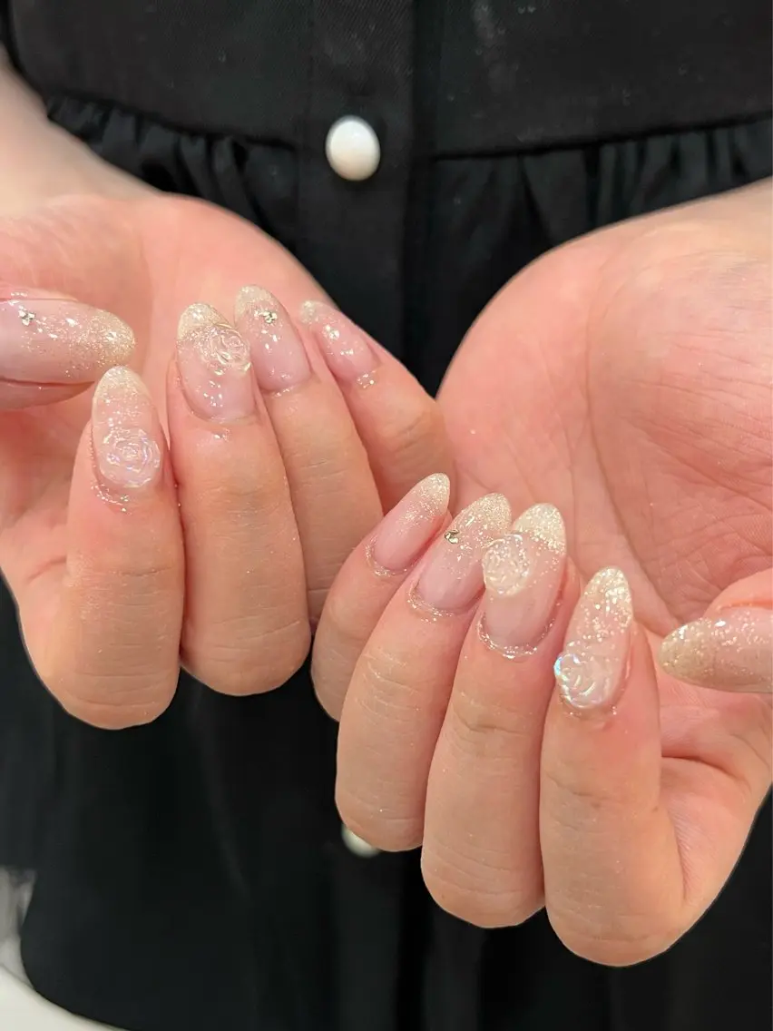ネイル キラキラネイル tuki nail suzumiのネイルデザイン