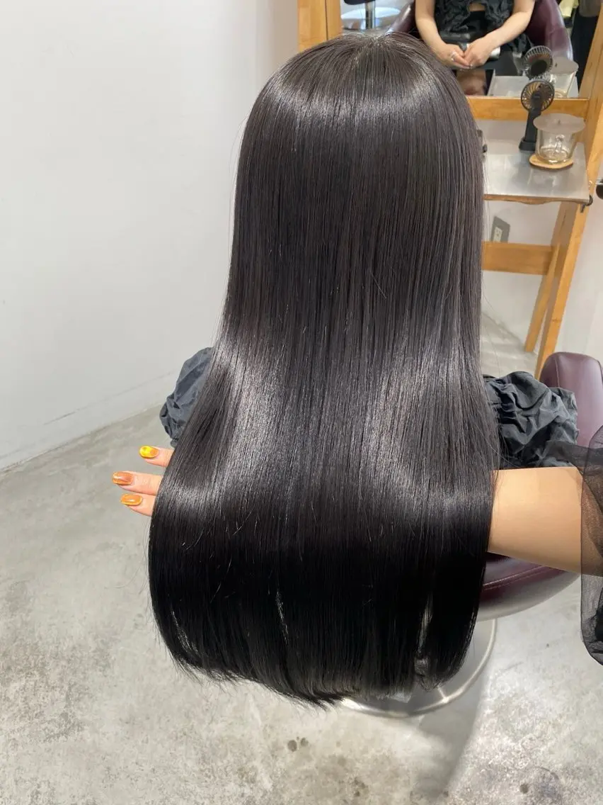 【2.3回目限定】整えカット+話題の酸性ストレートの写真