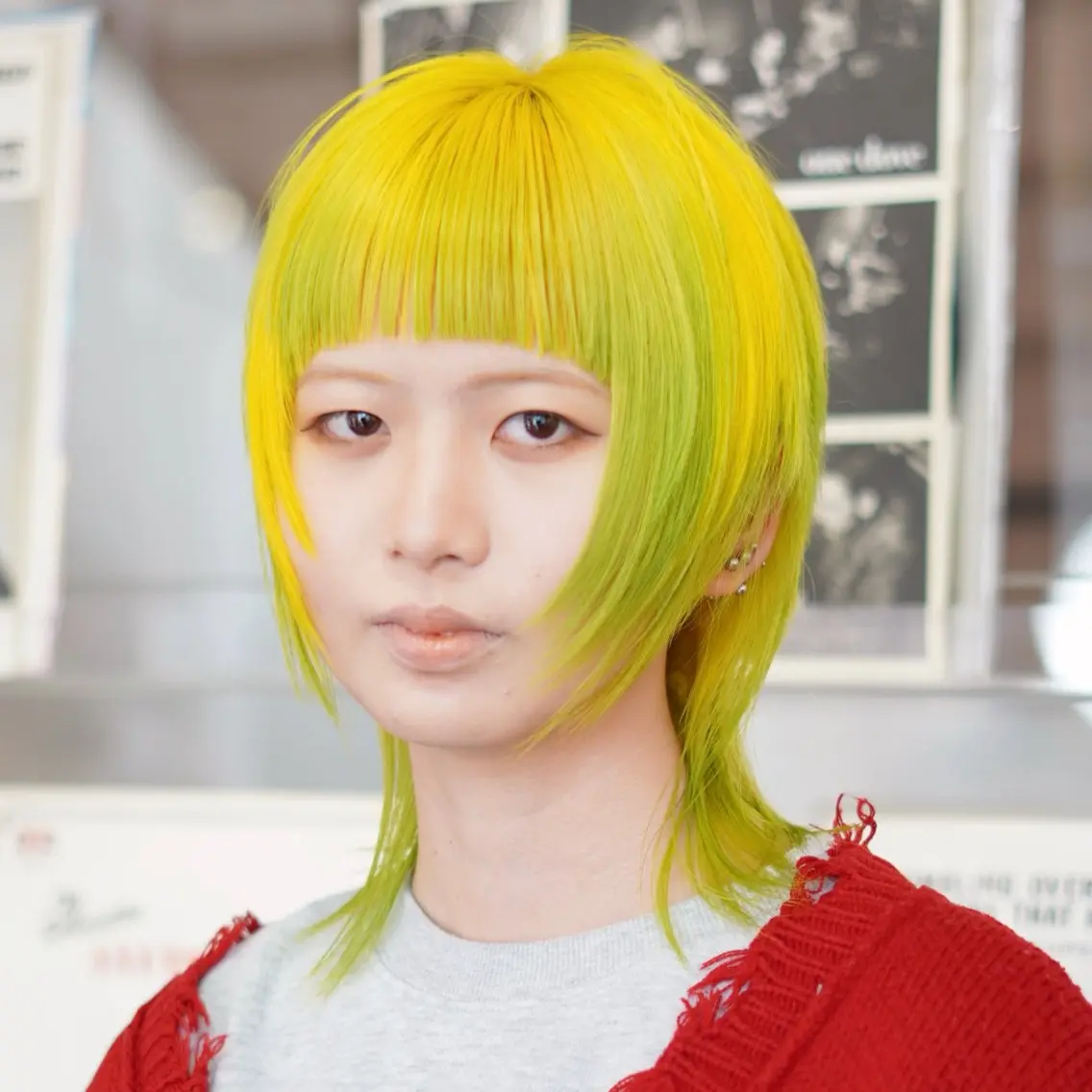 ショート カラー ブリーチ デザインカラー ダブルカラー イエローカラー マレットヘア 今出 りょうやのヘアスタイル
