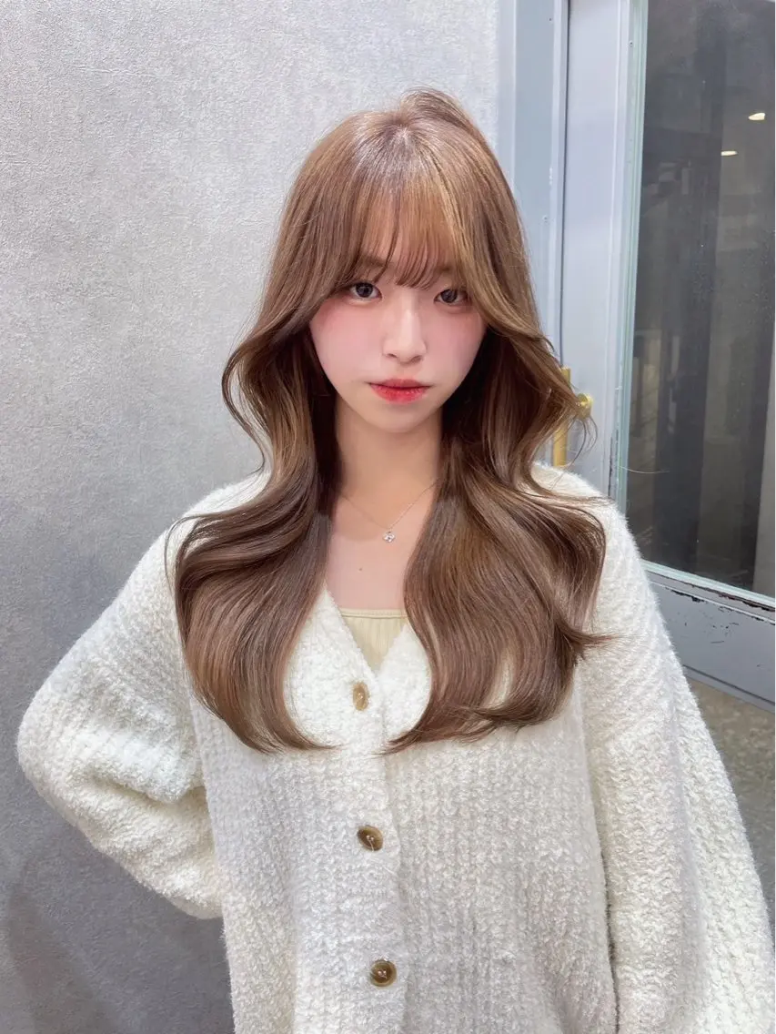 カラー ベージュカラー 透明感カラー ヘアカラー トリートメント ユナ hearts.店長のヘアスタイル