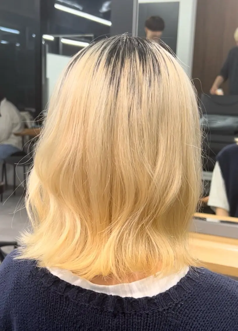 ミディアム レイヤー/巻ける 縮毛矯正🌱 赤石のヘアスタイル