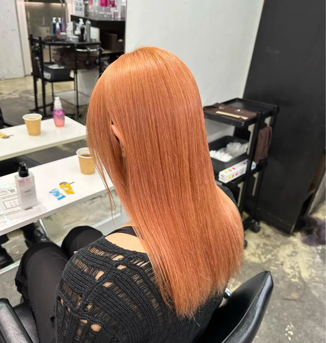 カラー カット ヘアカラー トリートメント 艶ハイトーン🌈 ユウトのヘアスタイル