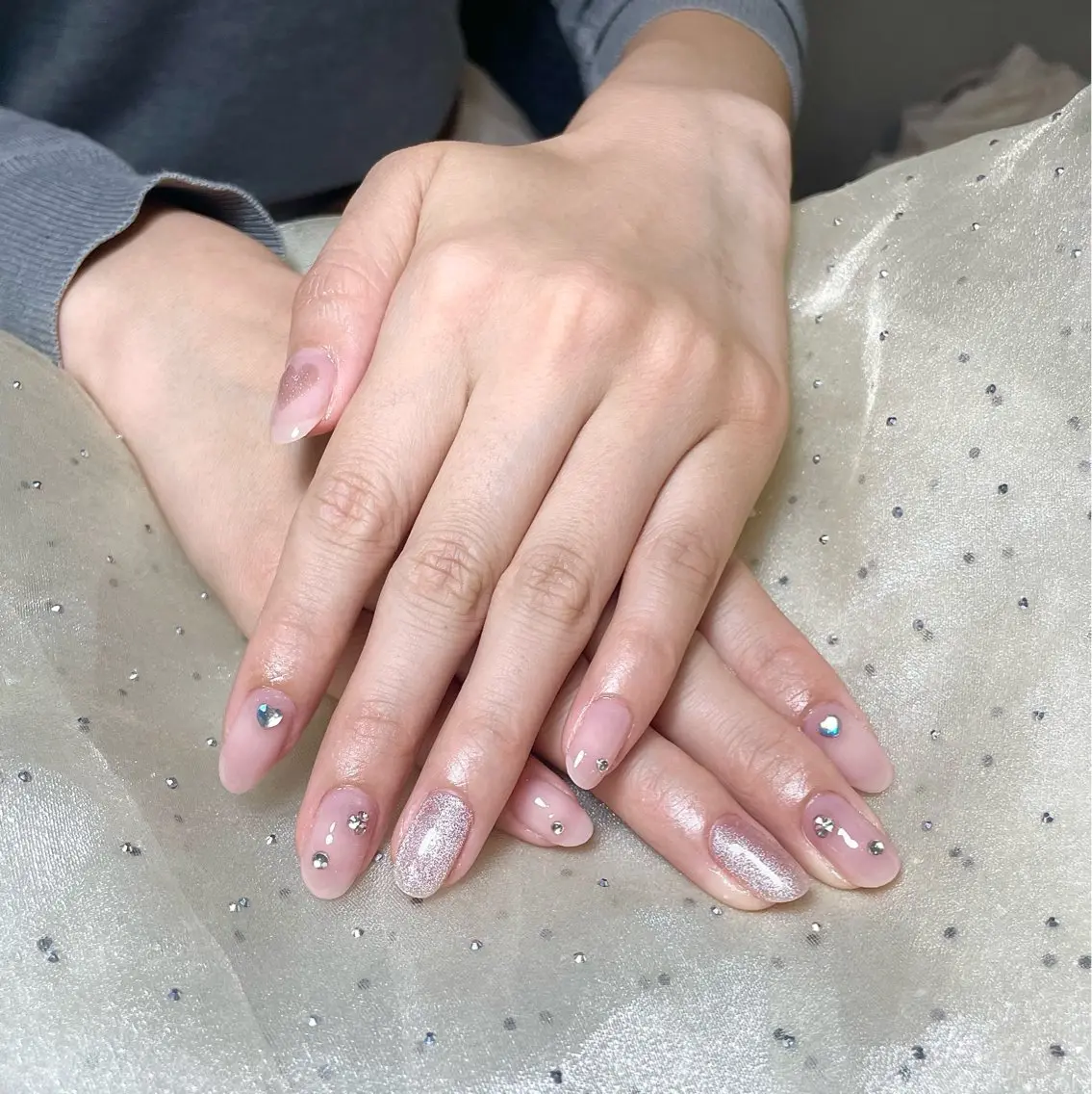 ネイル ハンドネイル ハンドケア モナ& あきのネイルデザイン