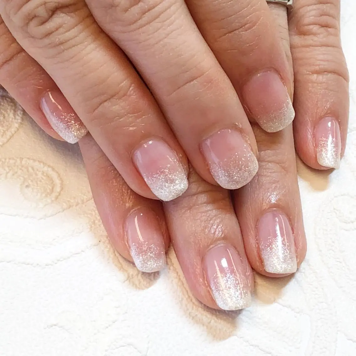 ネイル グラデーション ラメ(グリッター) ラメグラデーション KIREIE NAILSのネイルデザイン