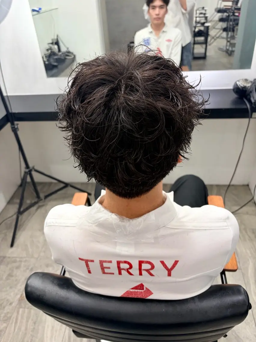パーマ メンズ フェザーパーマ メンズパーマ 縮毛矯正 静岡 / 毛流れ特化 /メンズヘア/真大のヘアスタイル