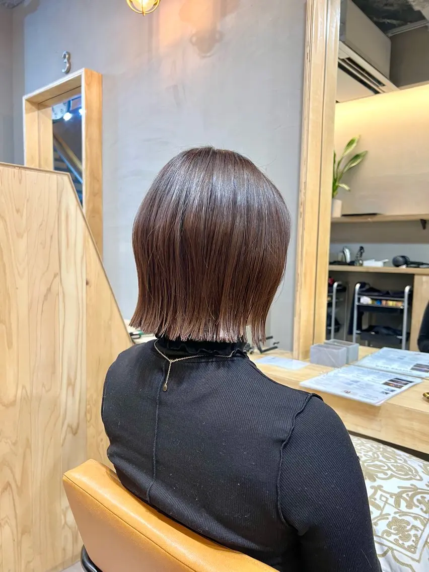 ショート カラー 切りっぱなしボブ ボブ 神戸ボブ✂️ ioe三宮/田 伸佳のヘアスタイル