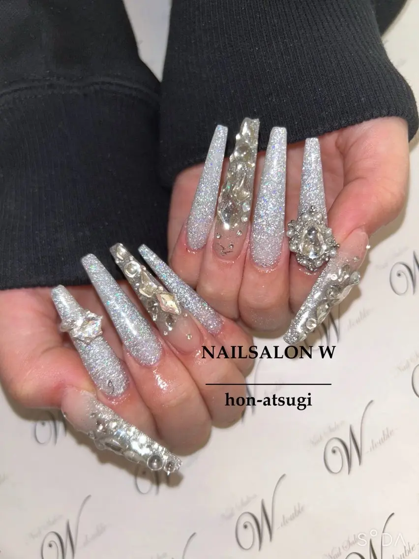 ロング ロング ハンドネイル ネイルサロン ダブルのネイルデザイン