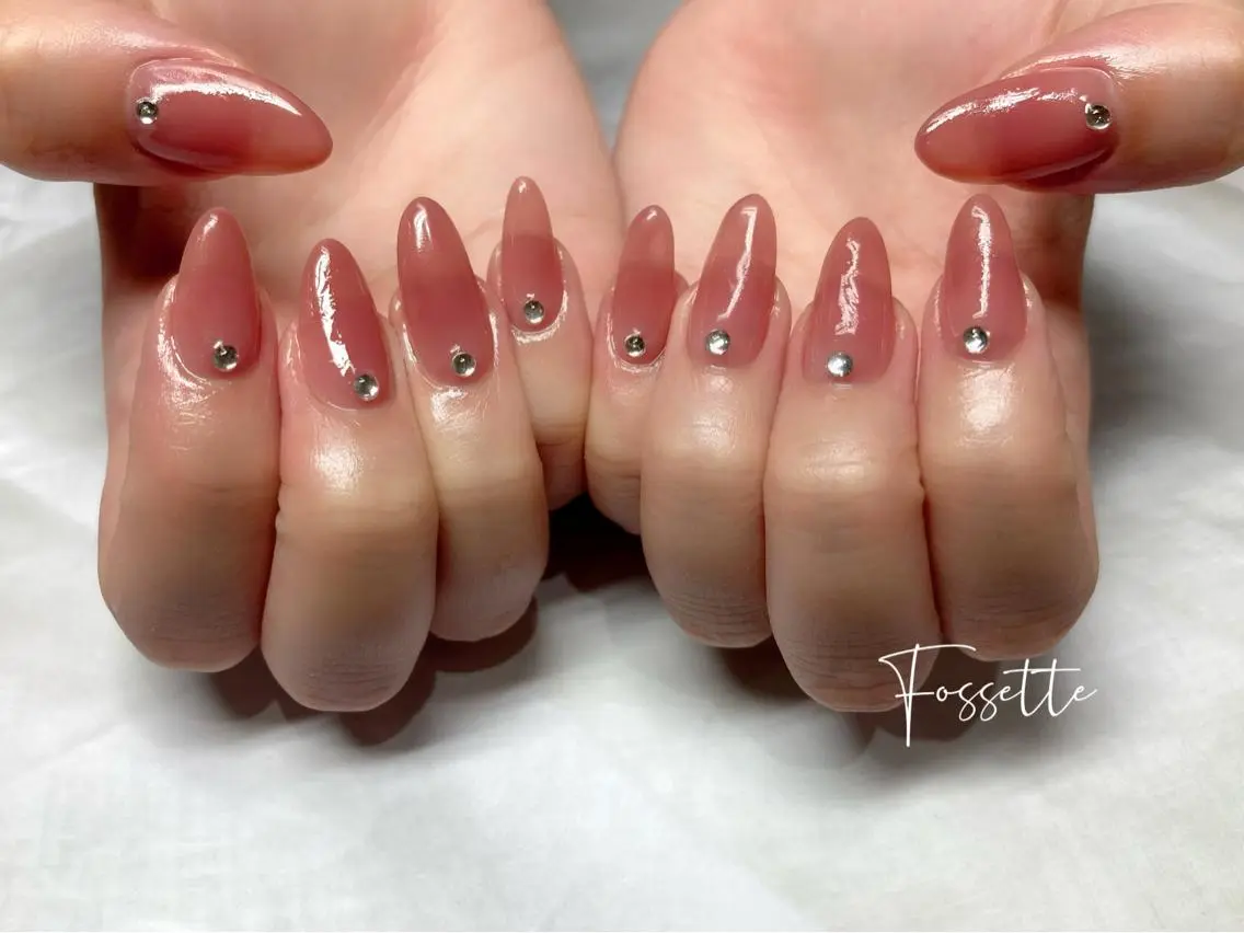 ネイル ロングネイル ワンカラーネイル シンプルネイル ハンドネイル nailsalon Fossetteのネイルデザイン
