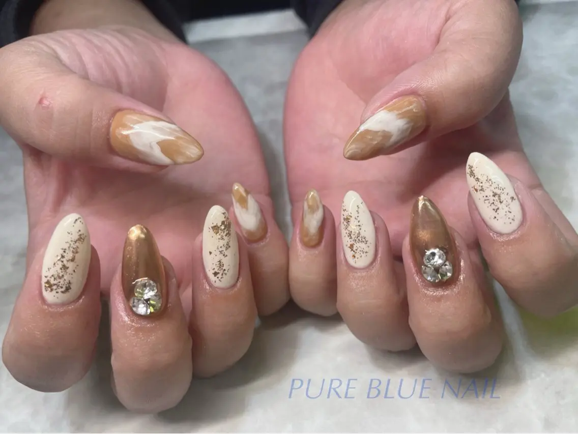 ネイル PURE BLUE NAILのネイルデザイン